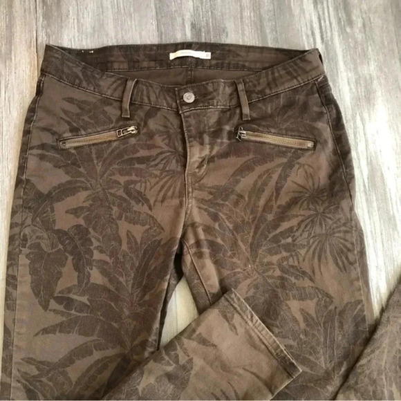 Levis women’s low rise skinny jeans floral print size 31 - Picture 2 of 9